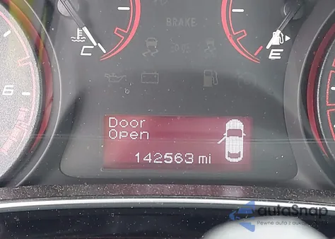 2015 Dodge Dart Sxt z USA, uszkodzony, nr VIN 1C3CDFBB8FD237635